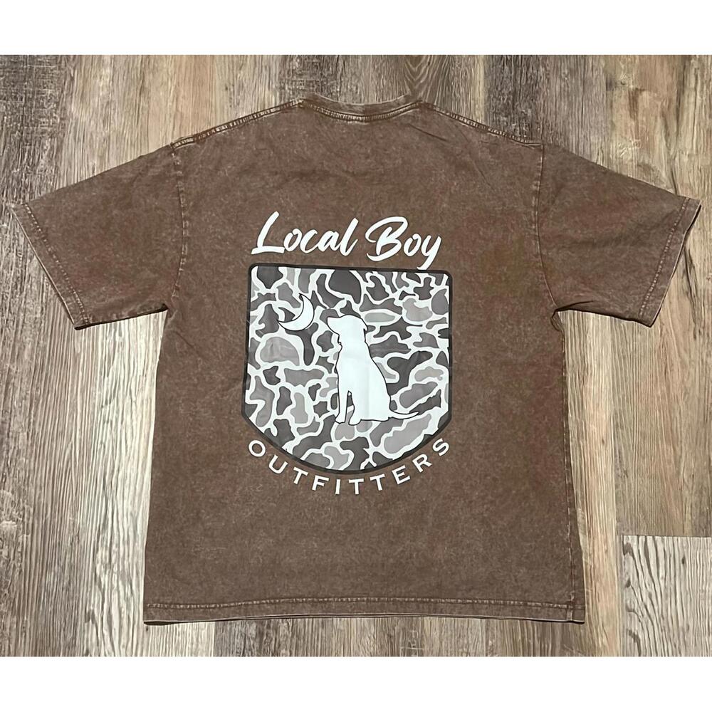 E#677-L-cotton 100%, super soft, super comfy, graphic tee